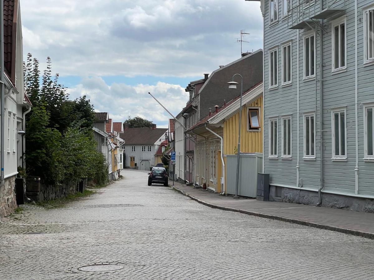 Fint, Gratis Parkering, Med 20 Min Till Goeteborg C Kungälv Екстериор снимка